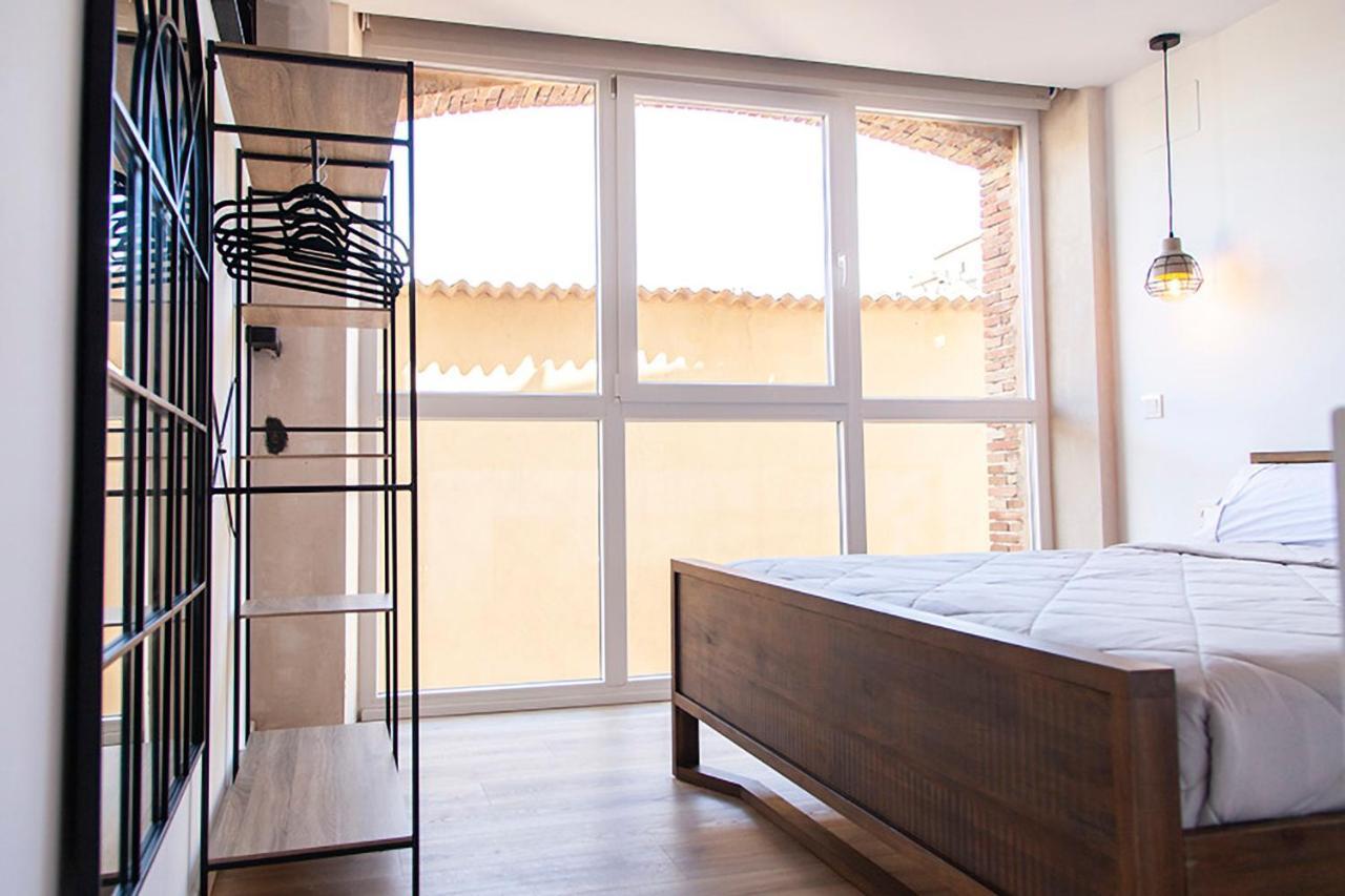 Apartamentos Bocairenthomes, En Pleno Centro De Bocairent, Con Pequena Piscina Y Parking Privado Exterior foto
